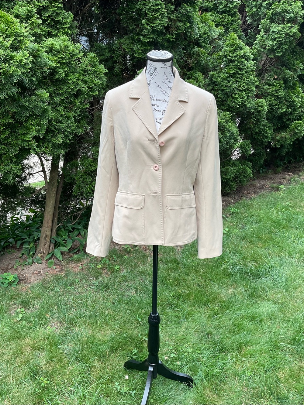 Ideology Women's Beige Tailored Blazer